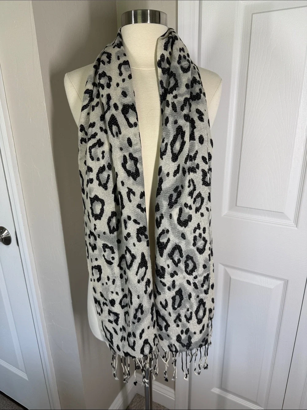 J. McLaughlin white and black animal print wool scarf with silver metallic